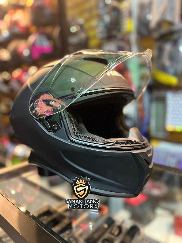 Foto adicional de CASCO REVO CON VISOR ROSADO