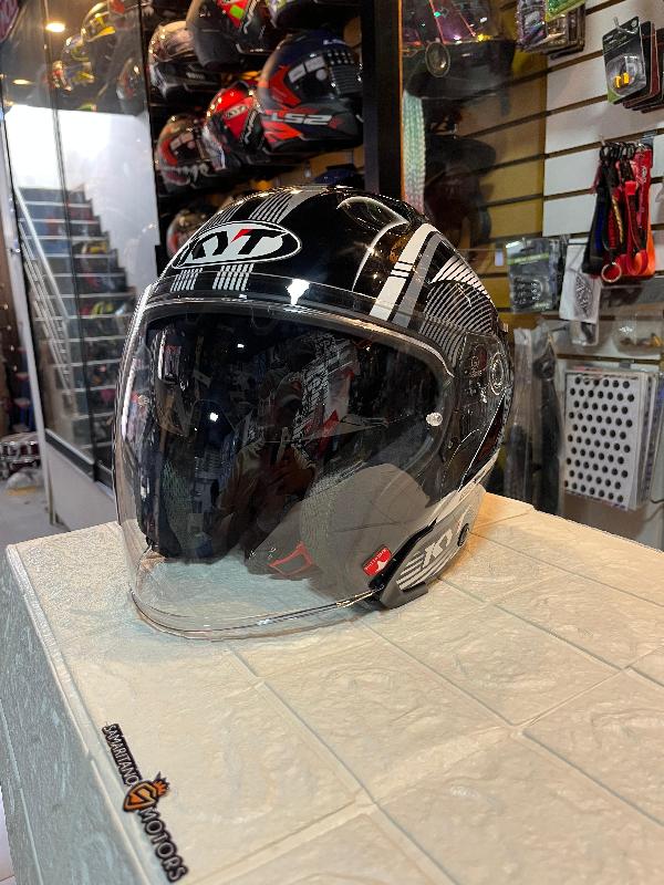 Foto adicional de CASCO KYT NFJ NEGRO MATE